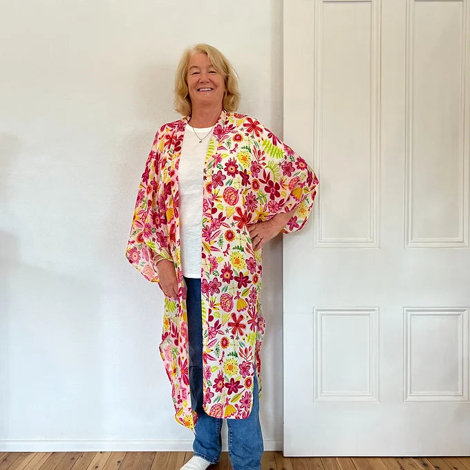 Zhuri Kimono - Lordy Dordie - Spring Flowers